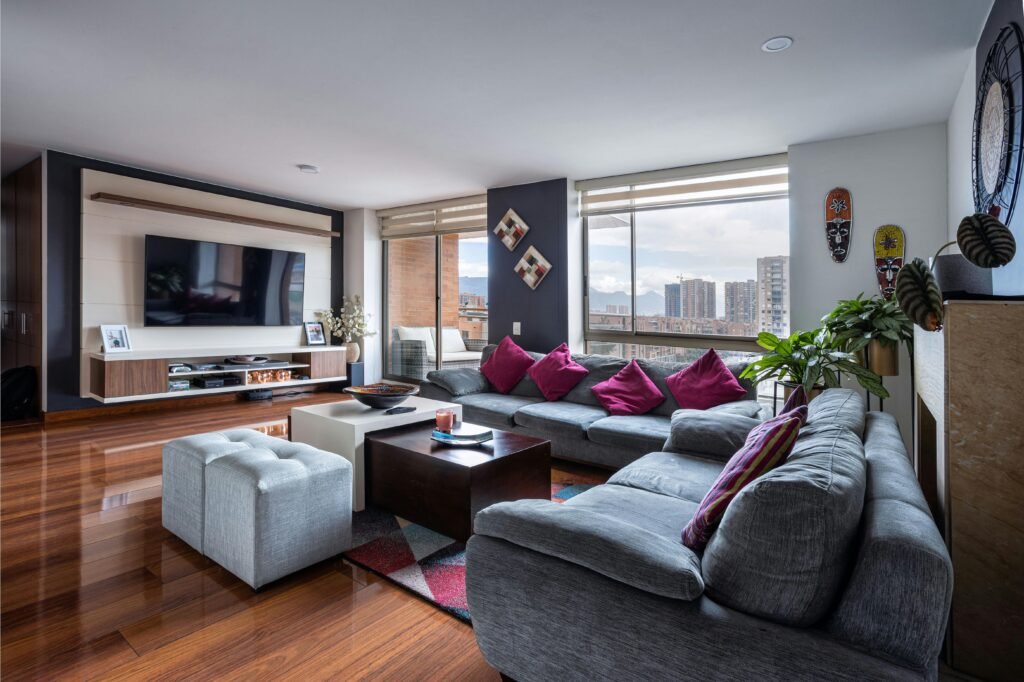 10+ Modern Aluminium Sliding Window Designs Perfect for Luxury Homes & Commercial Spaces 7 Aluminium Sliding Windows Designs for Luxury Suites